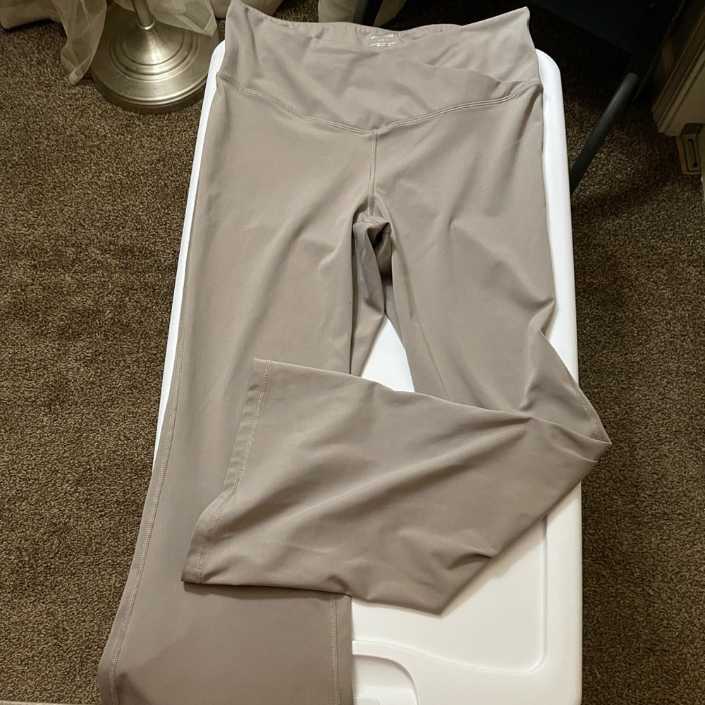 Soft boot cut workout style pants.. xl